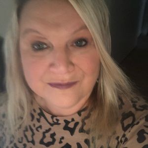Meet your Posher, Janet